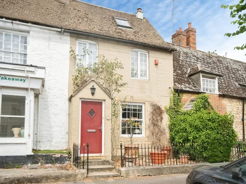 High Street, Shrivenham, Swindonphoto