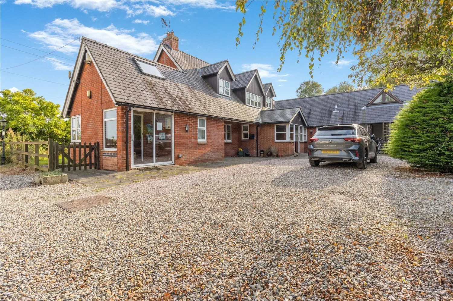 Parkside, Nr Rossett, LL12 photo 6
