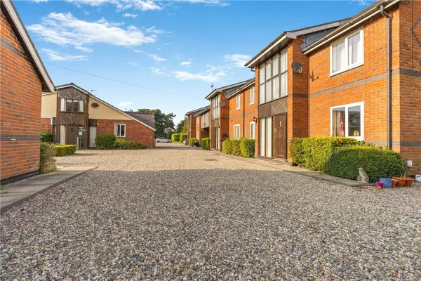 Parkside, Nr Rossett, LL12 photo 18