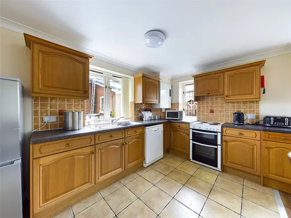 Parkside, Nr Rossett, LL12 photo 22