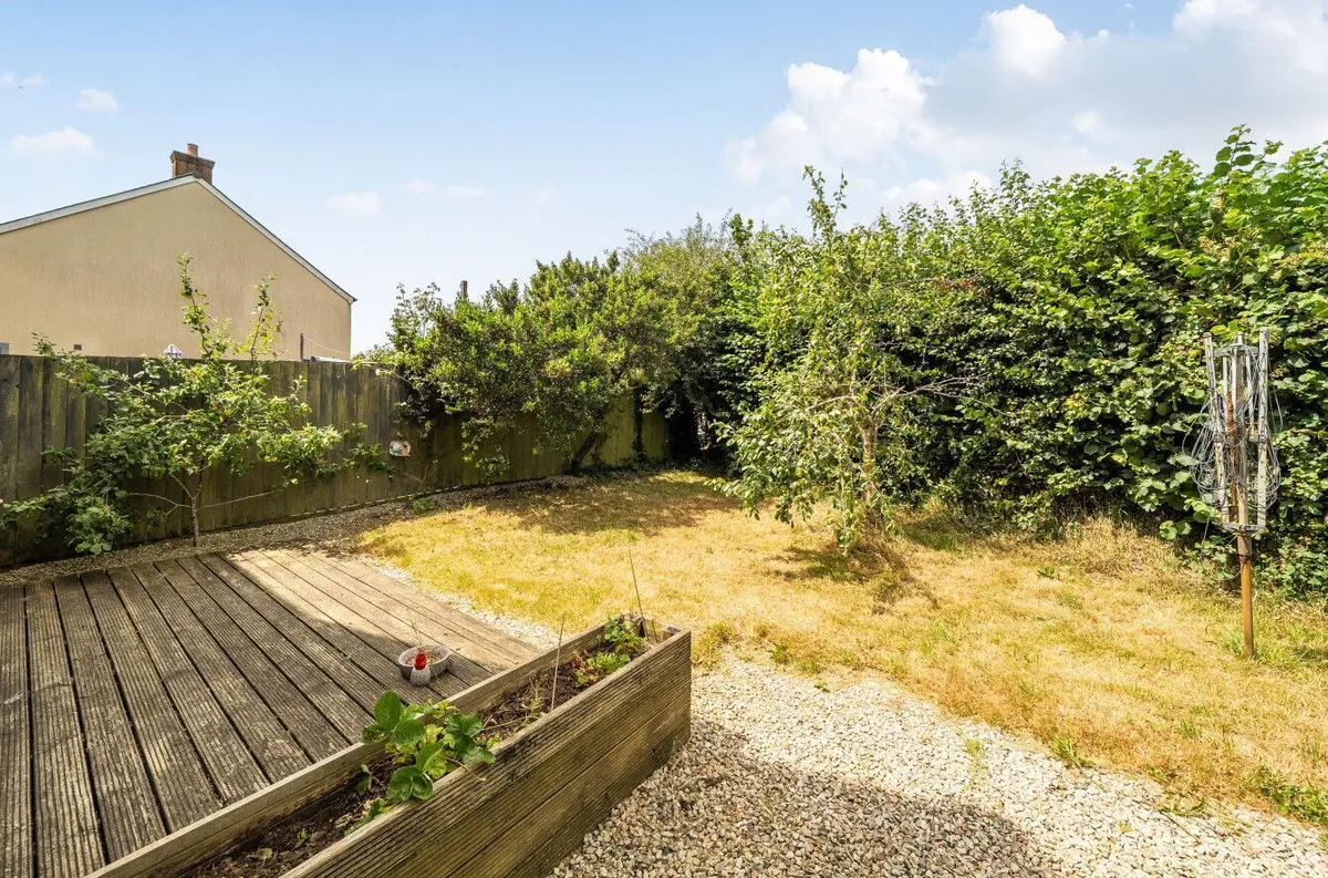 Cedar Drive, Loddiswell