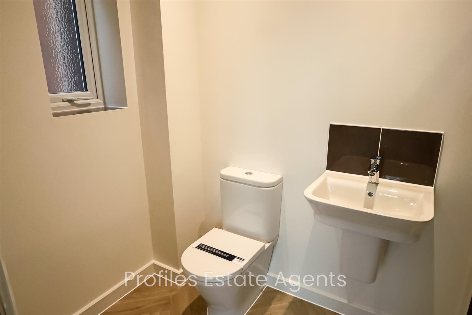 Starling Close, Hinckley Image 20