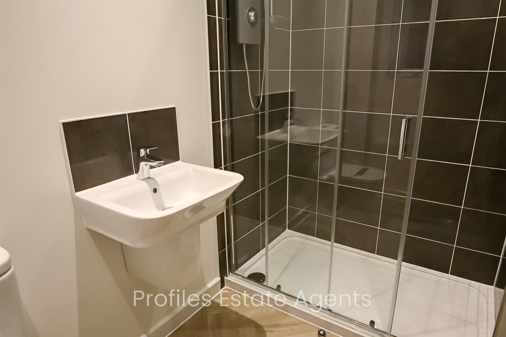 Starling Close, Hinckley Image 21