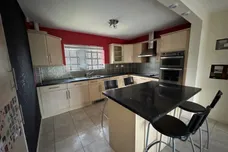 Yates Avenue, Rugby