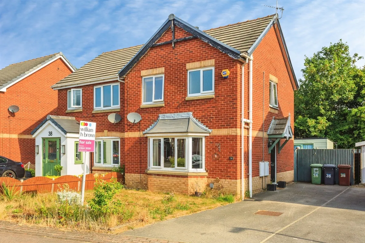 Broadland Way, Lofthouse, WAKEFIELD