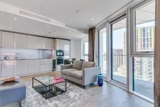 Nine Elms Point, Haydn Tower, 50 Wandsworth Road London SW8 photo 2