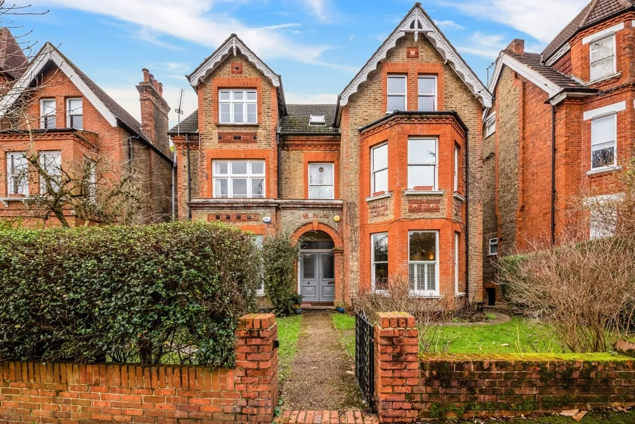 14 Mowbray Road London SE19 photo 1