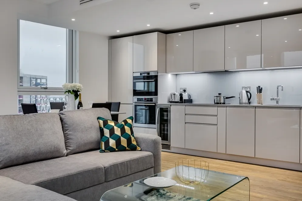 Nine Elms Point, Haydn Tower, 50 Wandsworth Road London SW8 photo 7