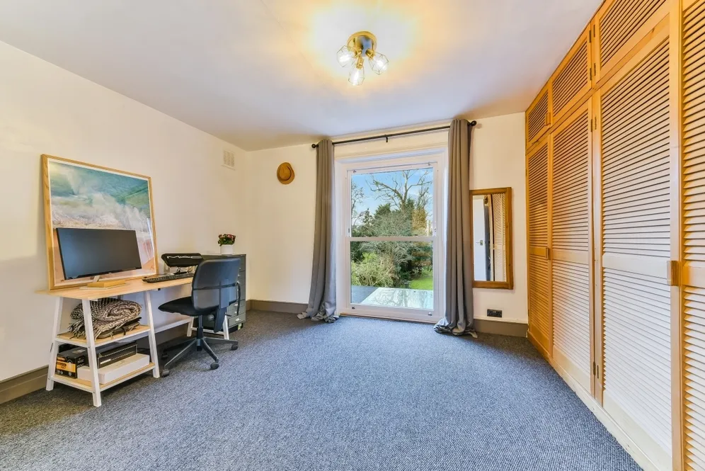 14 Mowbray Road London SE19 photo 7
