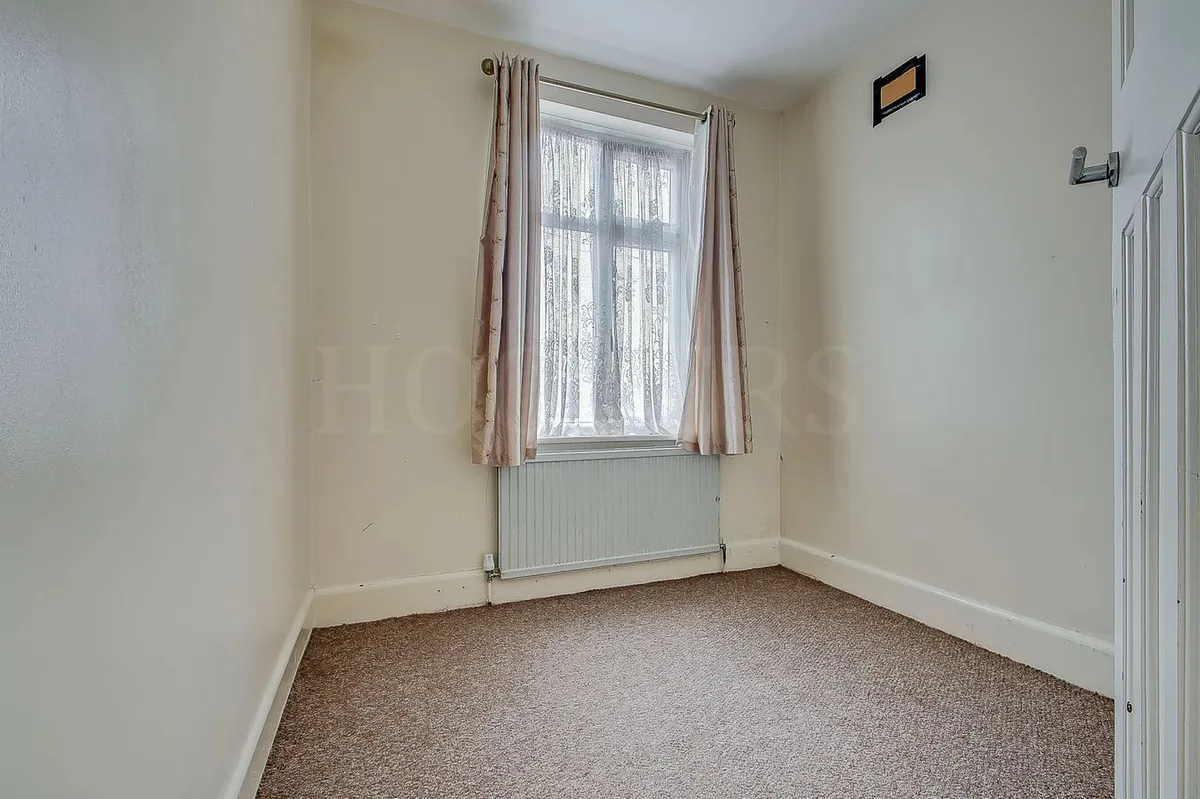 Curzon Crescent, London, NW10
