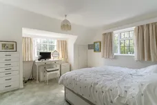Woodstock, West Clandon, GU4 photo 9