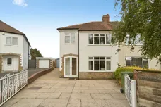 West Lea Gardens, Leeds