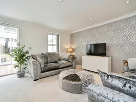 Odile Mews, Eldwick, Bingley thumb 2