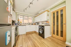 Goldcrest Close, Colchester