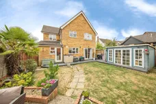 Goldcrest Close, Colchester