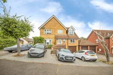 Goldcrest Close, Colchester