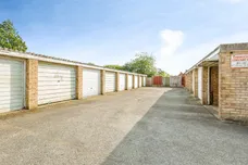 Castle Avenue, Northampton
