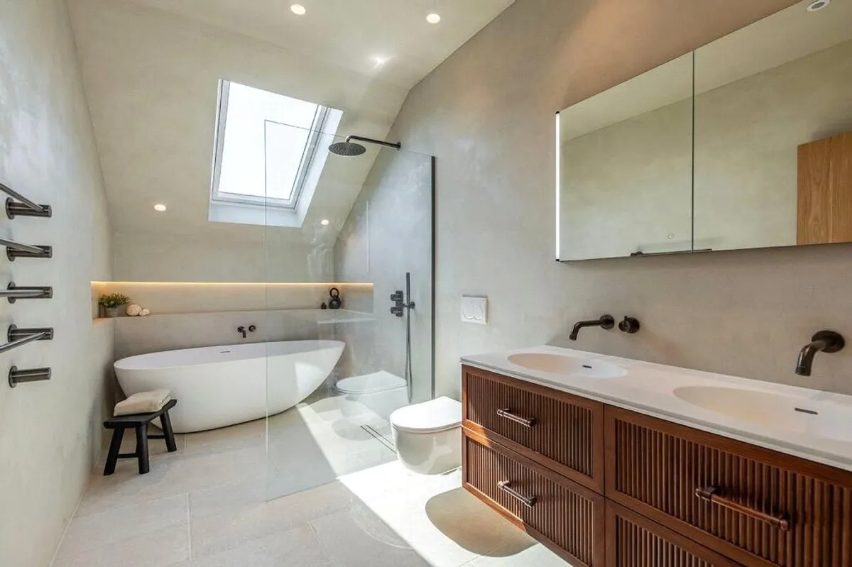 Russell Gardens Mews, London, W14