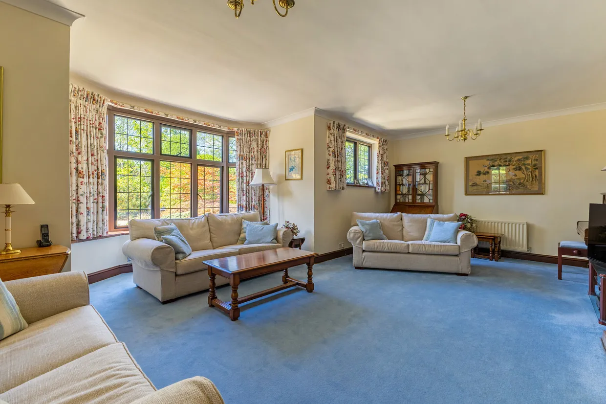 Motts Hill Lane, Tadworth, KT20 photo 4