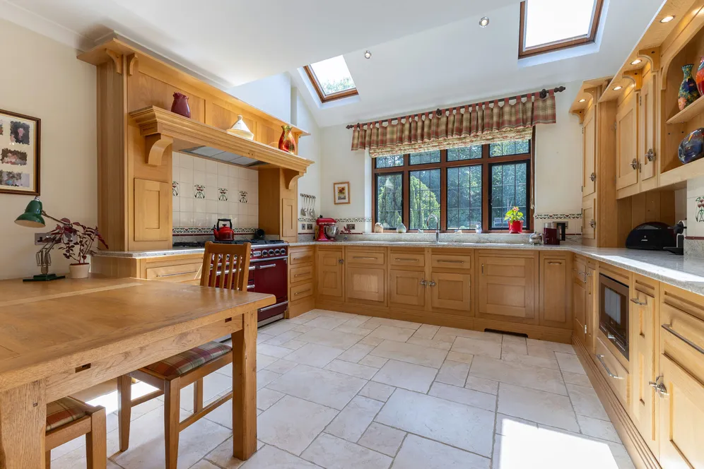 Motts Hill Lane, Tadworth, KT20 photo 9