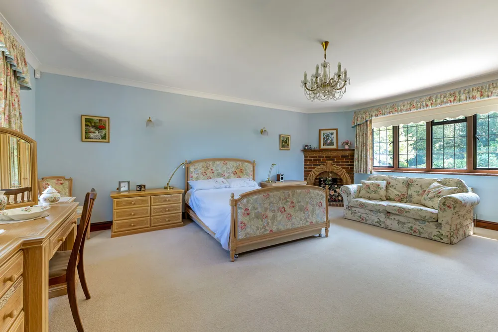 Motts Hill Lane, Tadworth, KT20
