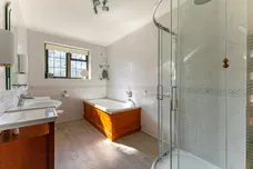 Motts Hill Lane, Tadworth, KT20 photo 15