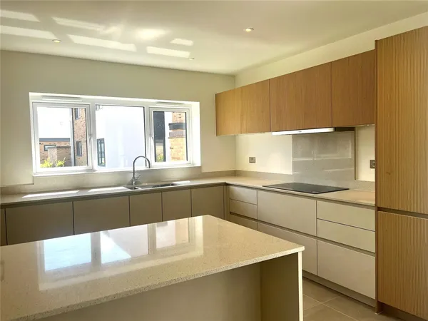 Saltram  - Lynden Place, Newcourt Road, EX3 photo 4