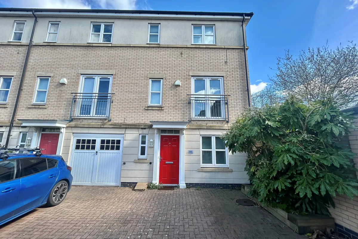Castle Quay Close, NOTTINGHAM