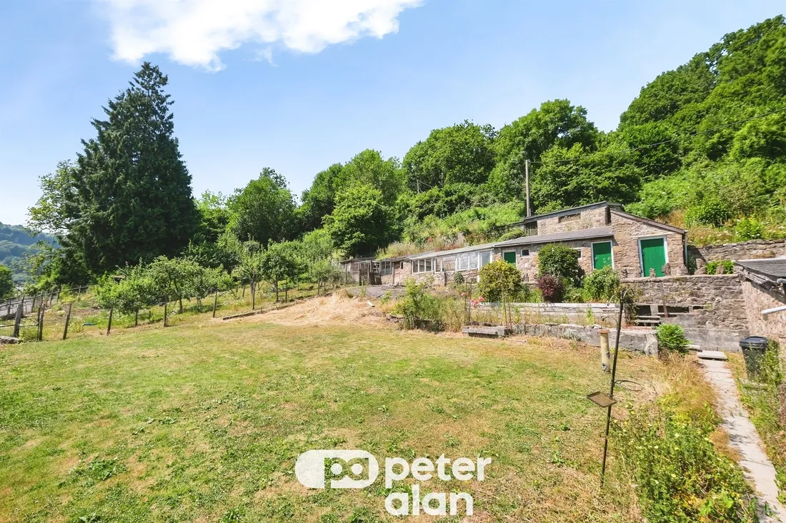 Property photo 32