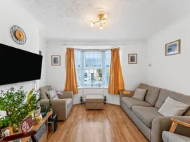 Garendon Road, Morden thumb 2