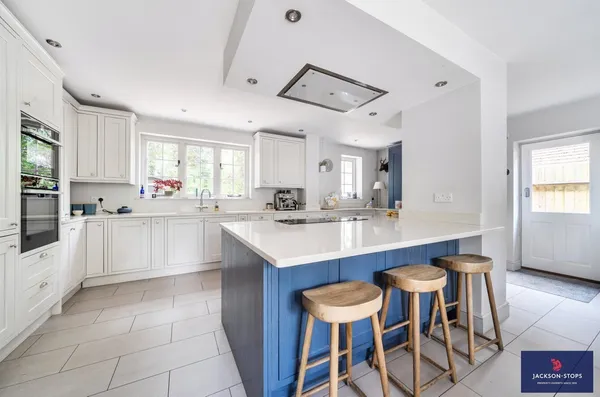 Wood Lane, Aspley Guise, MK17 photo 8