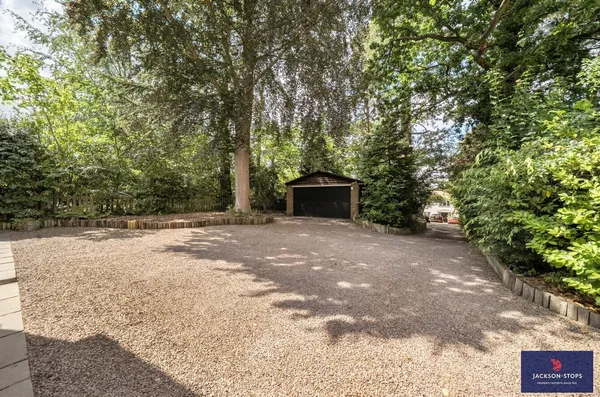 Wood Lane, Aspley Guise, MK17 photo 19