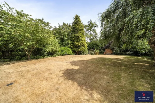 Wood Lane, Aspley Guise, MK17 photo 22