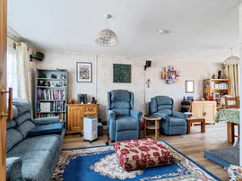 Patchway, Chippenham thumb 3