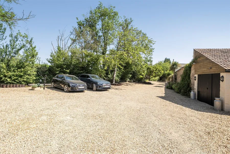 Property Image 43