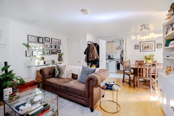 Redwood Mews London SW4