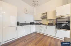 Glanville Way, Epsom KT19 photo 2