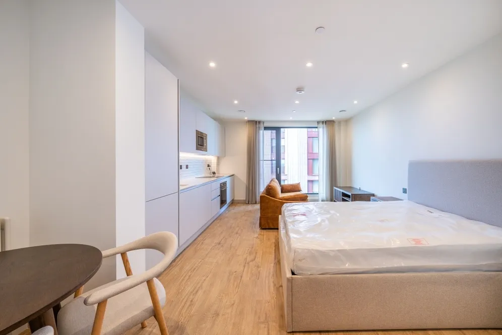 The Eades, 11 Selborne Road London E17 photo 3