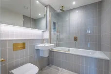 The Eades, 11 Selborne Road London E17 photo 5
