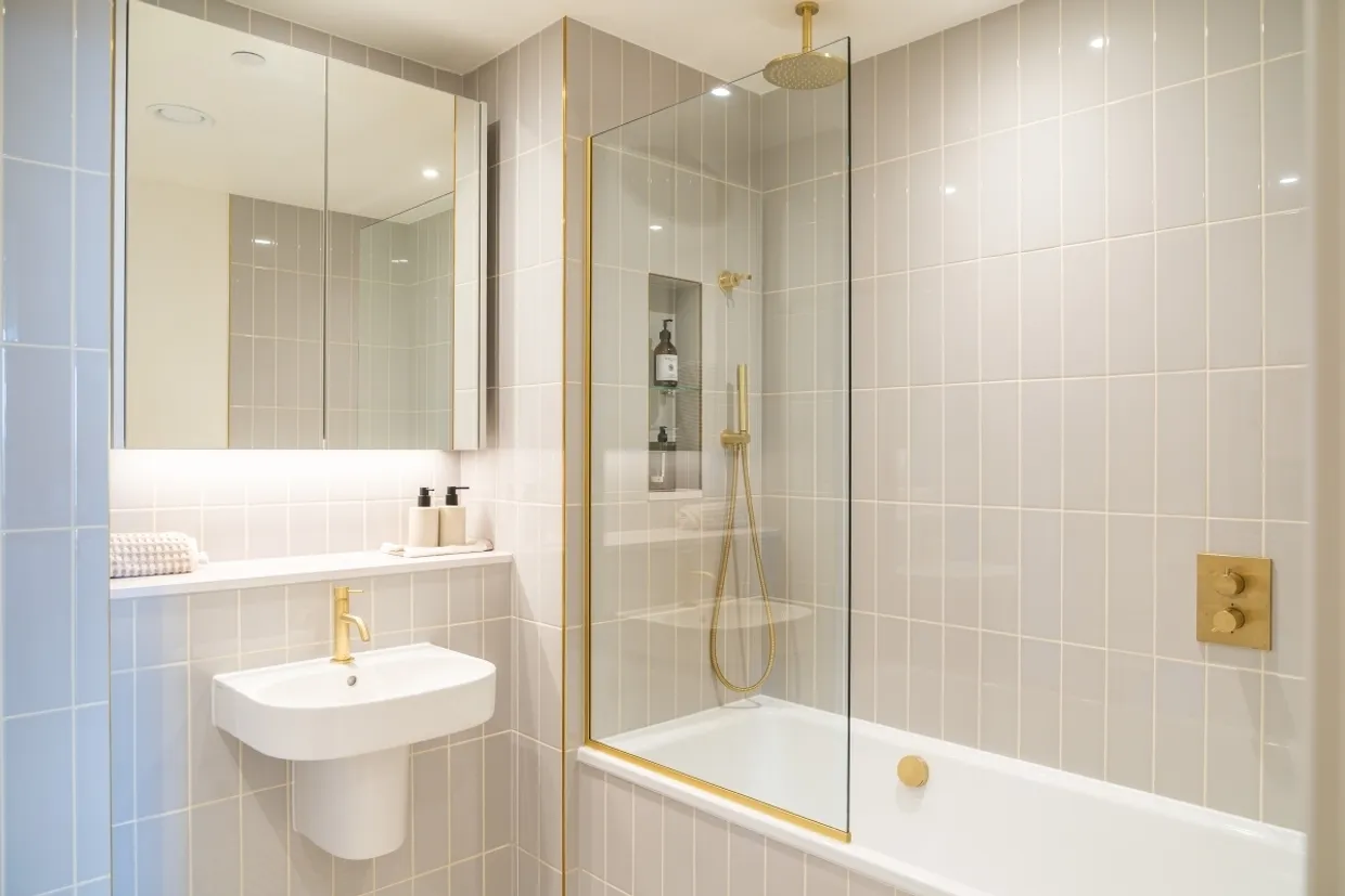 The Eades, 11 Selborne Road London E17 photo 5