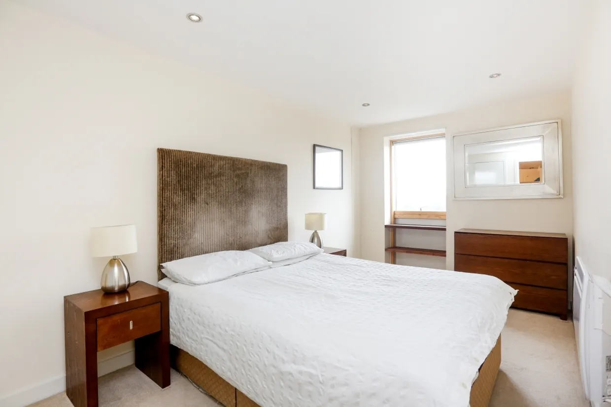 Durnsford Road London SW19 photo 6