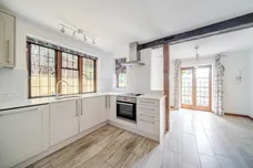 Esher Place Avenue, Esher KT10 photo 6