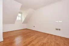 London Road, Englefield Green TW20 photo 12