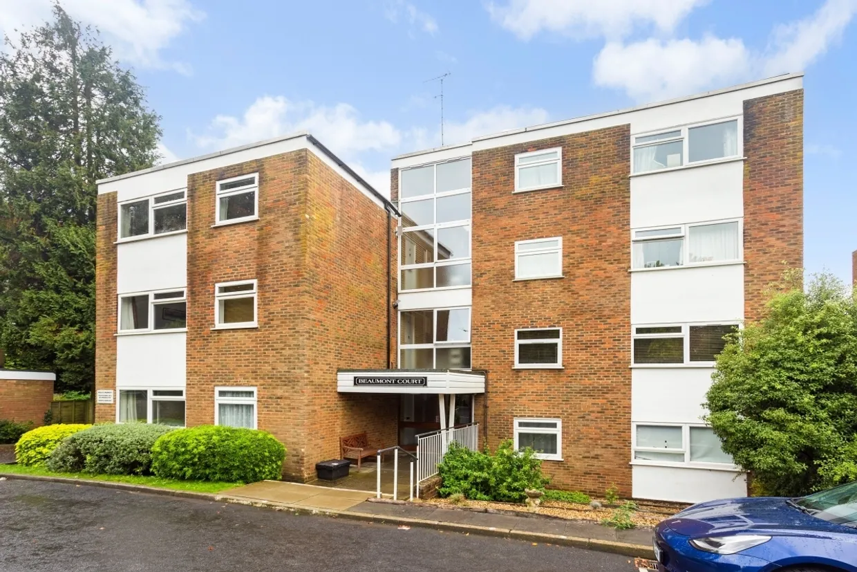Milton Road Harpenden AL5 photo 1