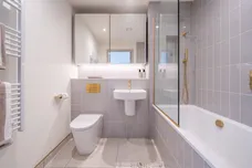 The Eades, 11 Selborne Road London E17 photo 5