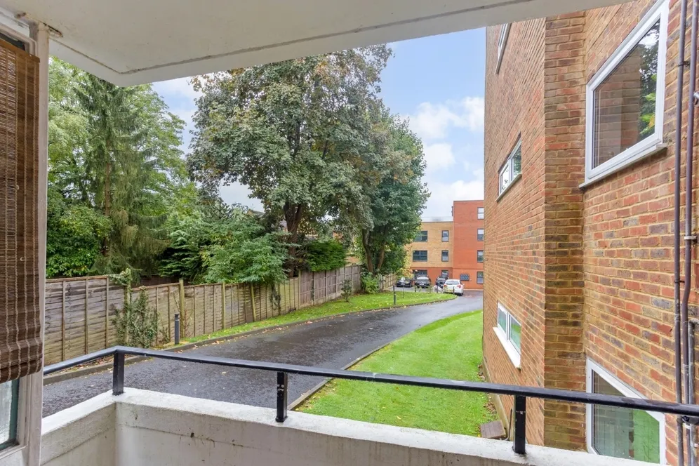 Milton Road Harpenden AL5 photo 8