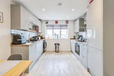 Pentelow Way, Raunds, WELLINGBOROUGH