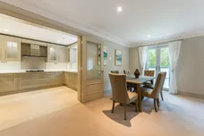 Kingswood Ascot SL5 photo 5