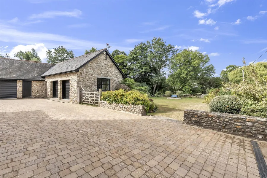 Property Image 31