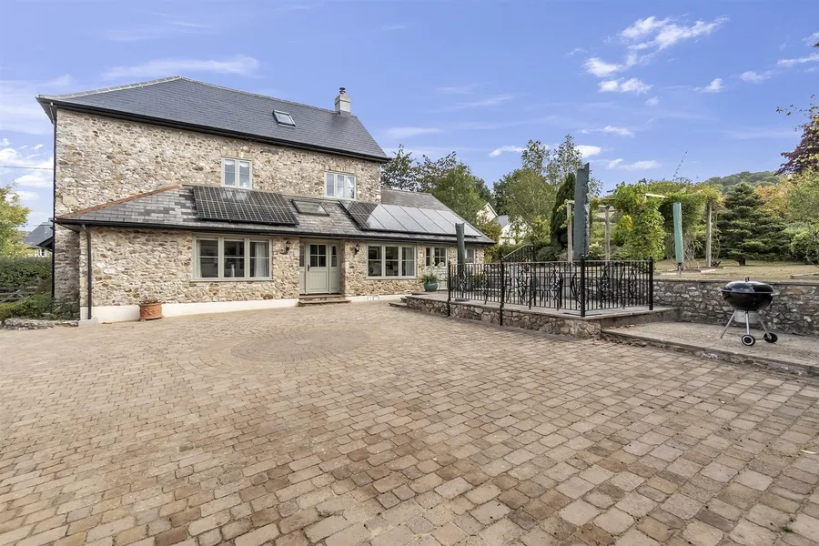 Property Image 32